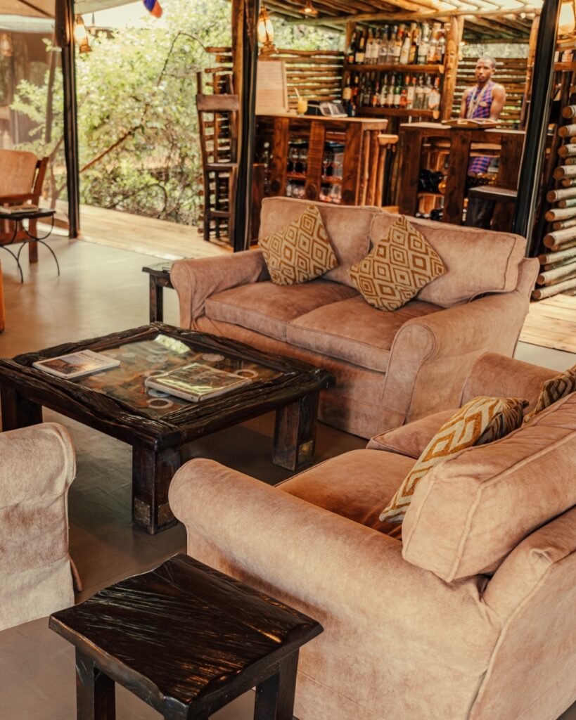 mara bush camp lounge and bar area